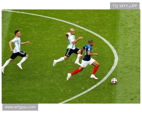 2018国际赛德国与法国对决回顾：激情碰撞与战术较量的经典之战